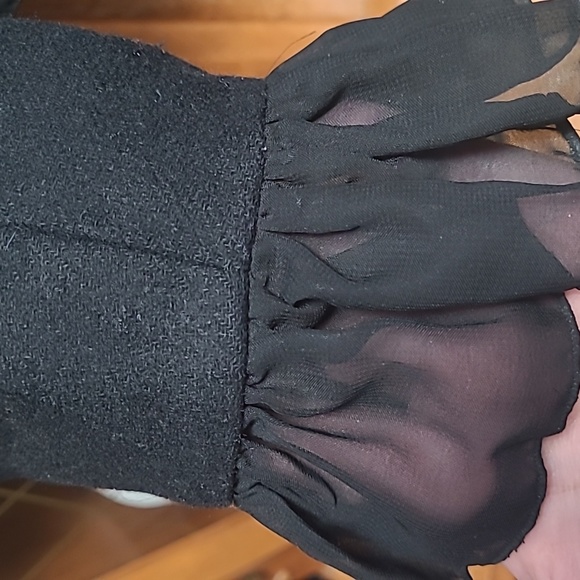 Frill Jacket - Picture 5 of 9